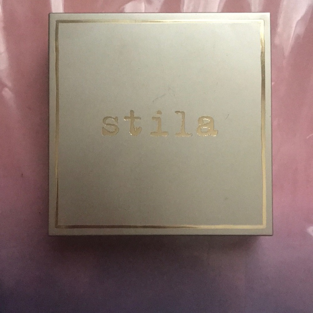 Stila Highlighter kitten